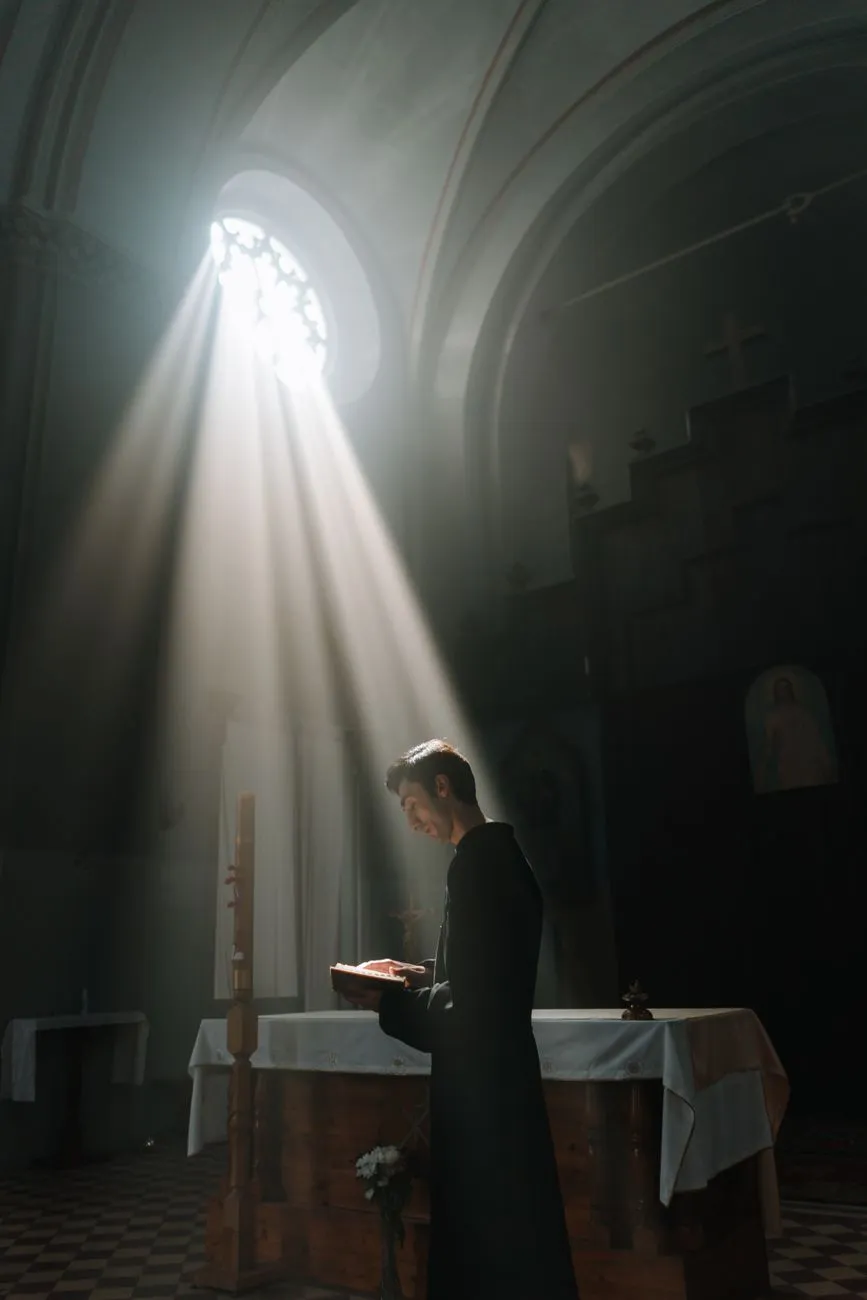 What Does the Bible Say About Fasting? A Guide to Spiritual Renewal