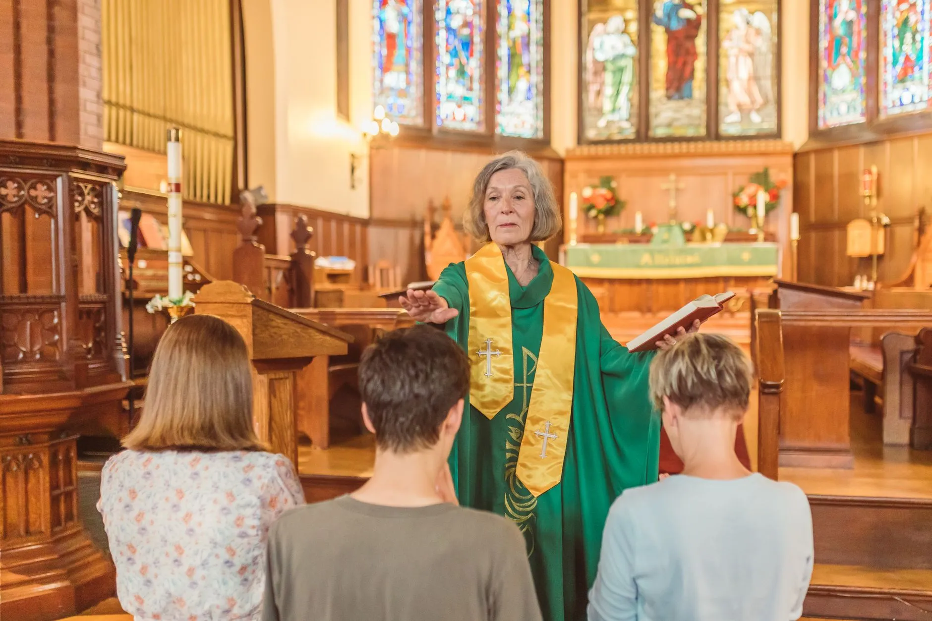 Christian Parenting: Raising Teenagers in Faith