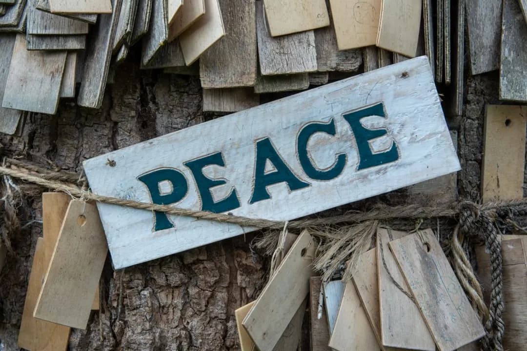 A Prayer for Finding Peace in a Chaotic World and Trusting in God's Sovereignty