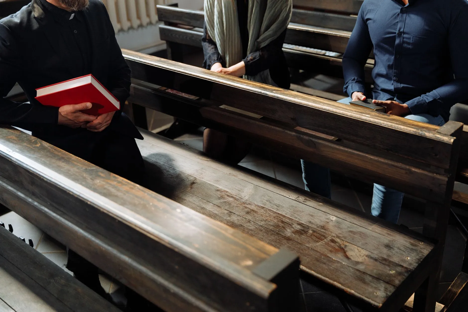 How to Hear from God Clearly: A Practical Guide for Your Spiritual Journey