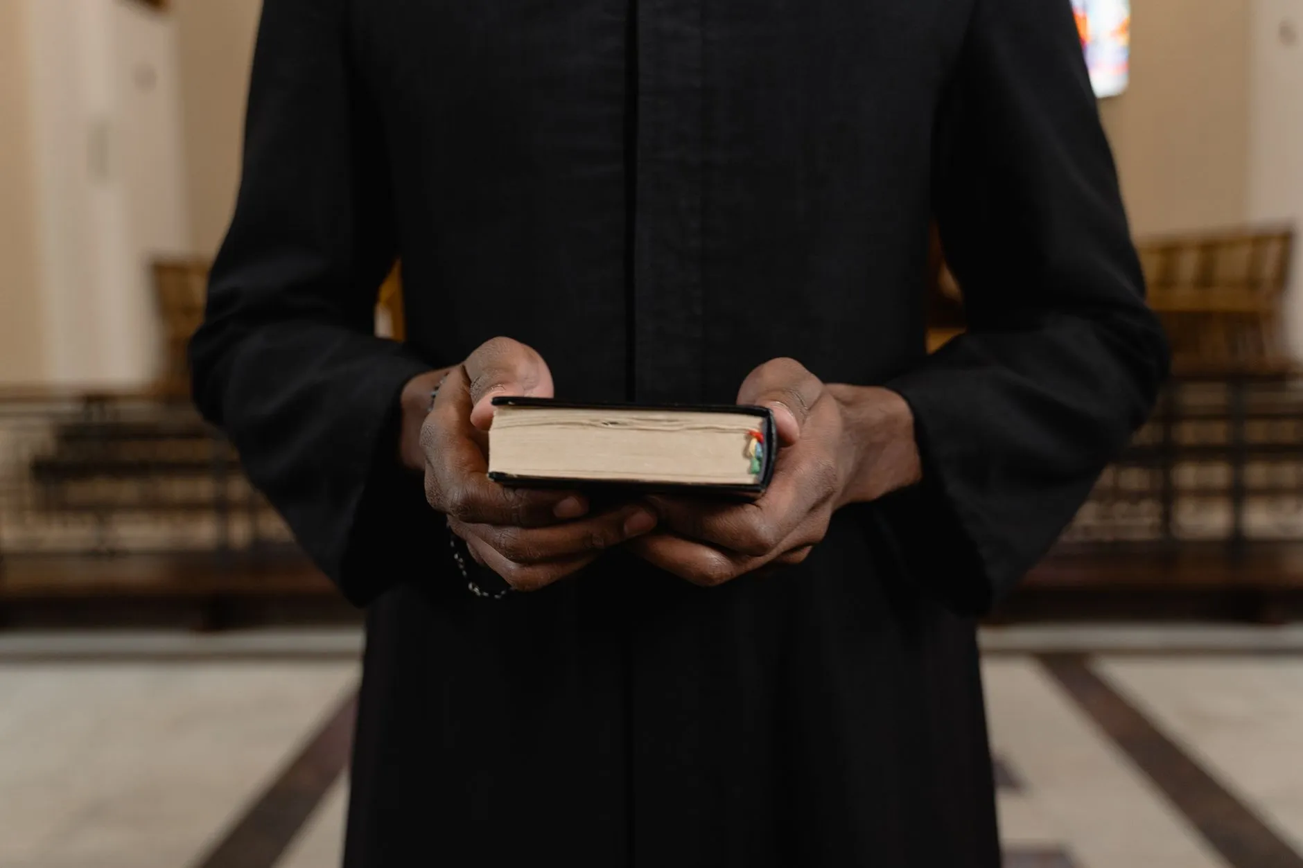 Morning Prayer for Strength: Seeking God's Presence and Guidance