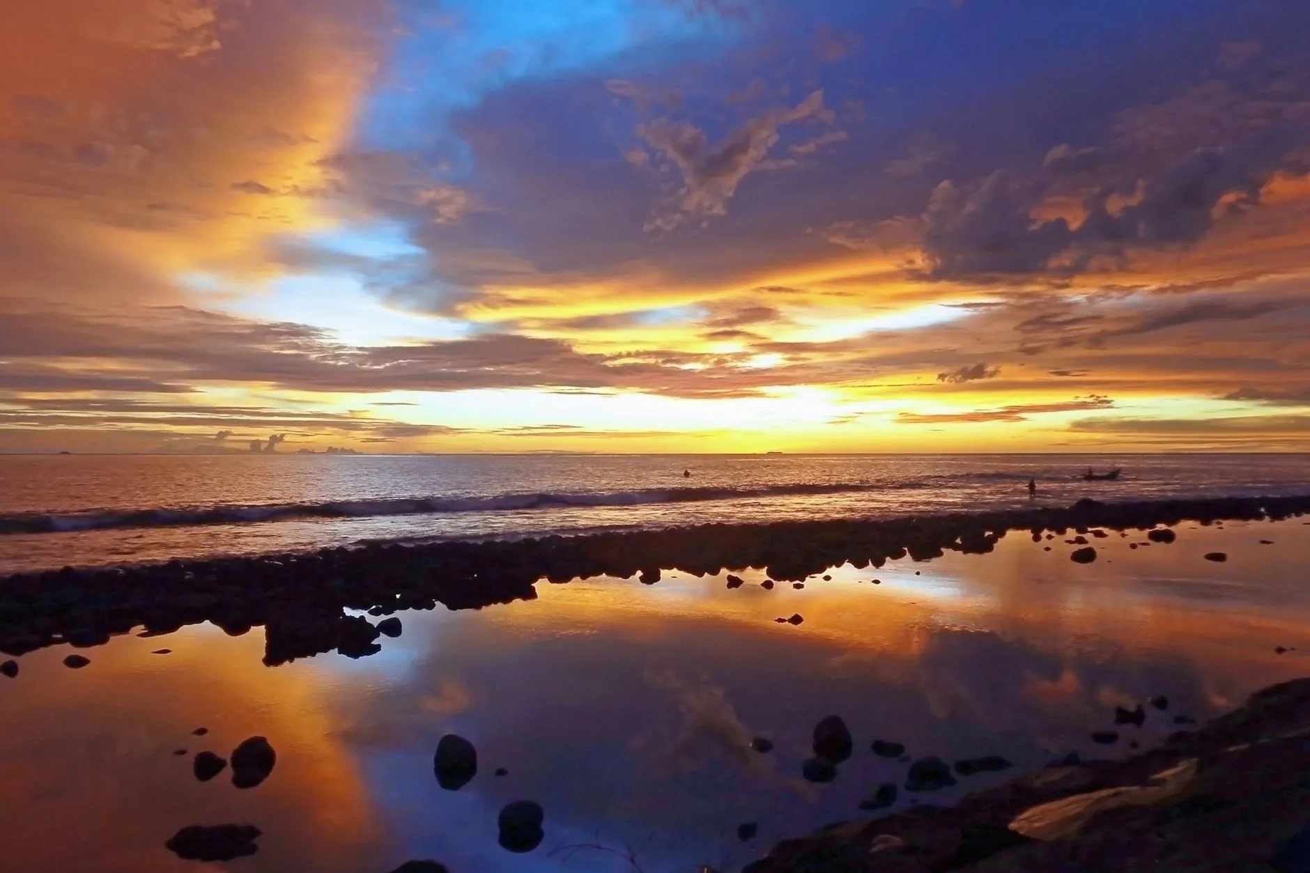 Night Prayers for Peaceful Sleep: Finding Rest in God’s Promises