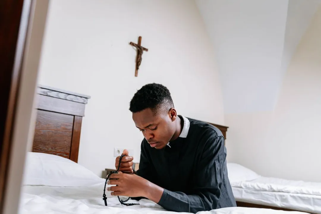 A Prayer for Finding Hope in Chronic Loneliness
