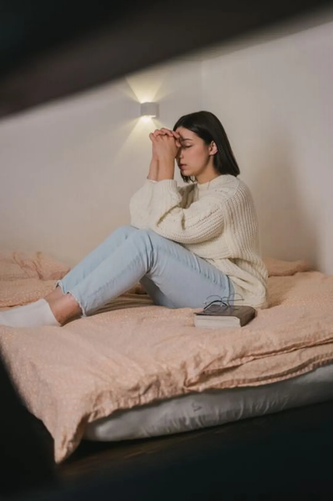 A Prayer for Finding Hope in Chronic Pain and Depression