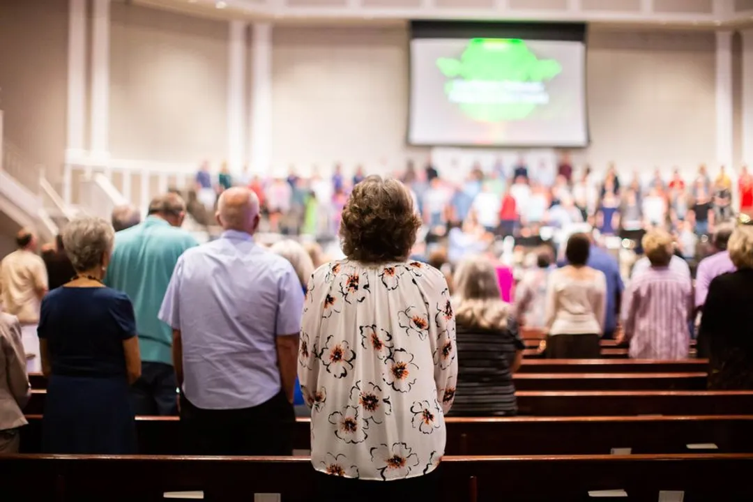 A Prayer for Breaking Free from the Cycle of Enabling in Family Members