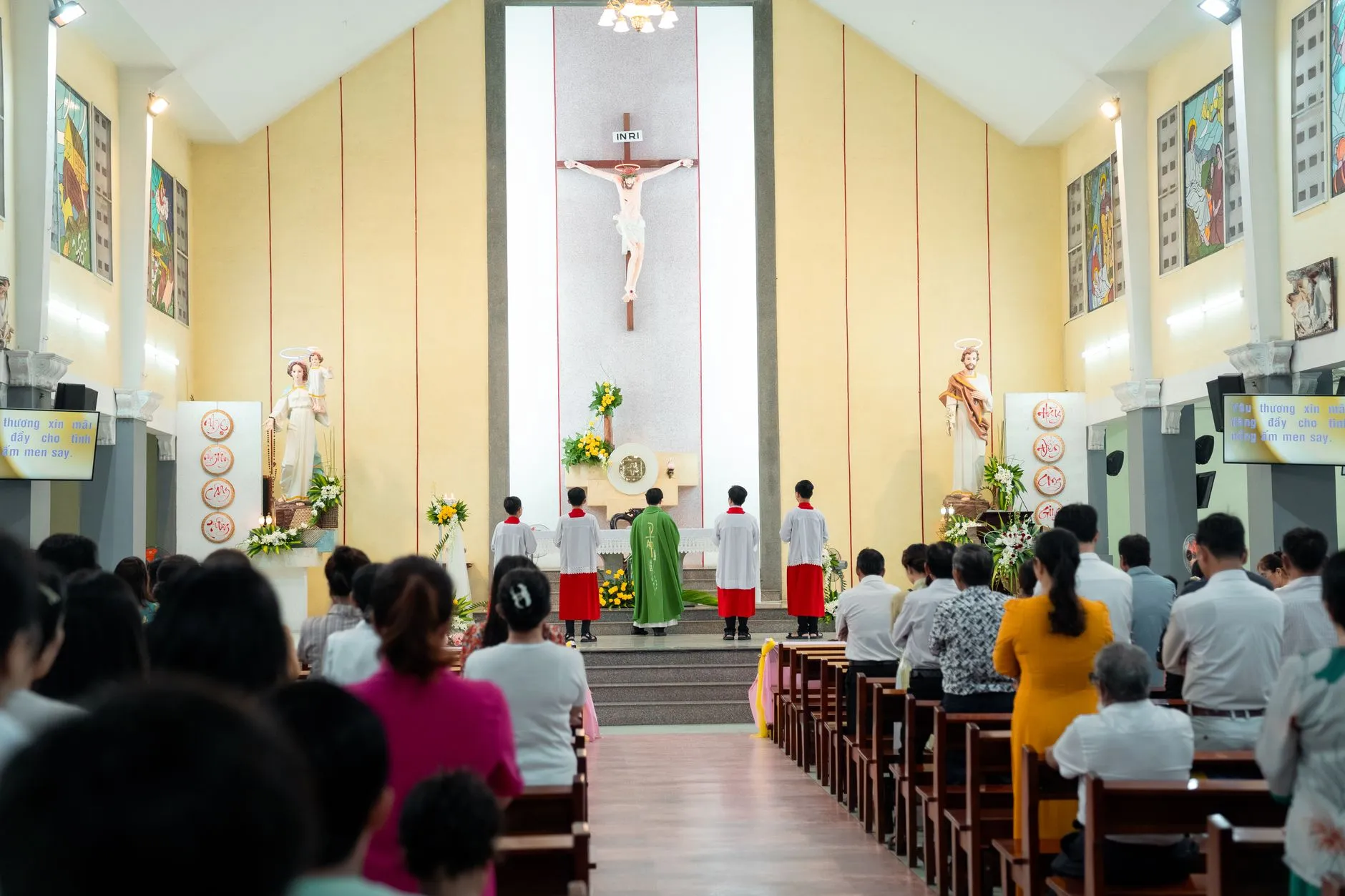 Prayer for Protecting Marriage from Outside Forces