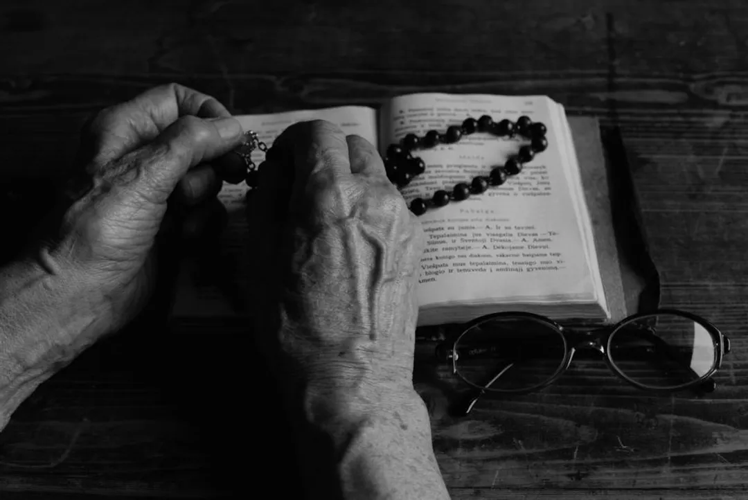 A Prayer for Seniors to Find Joy and Happiness