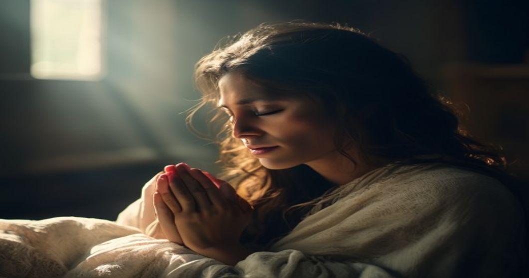 How to Pray for Someone Who Is Dying: A Guide for Comfort and Peace